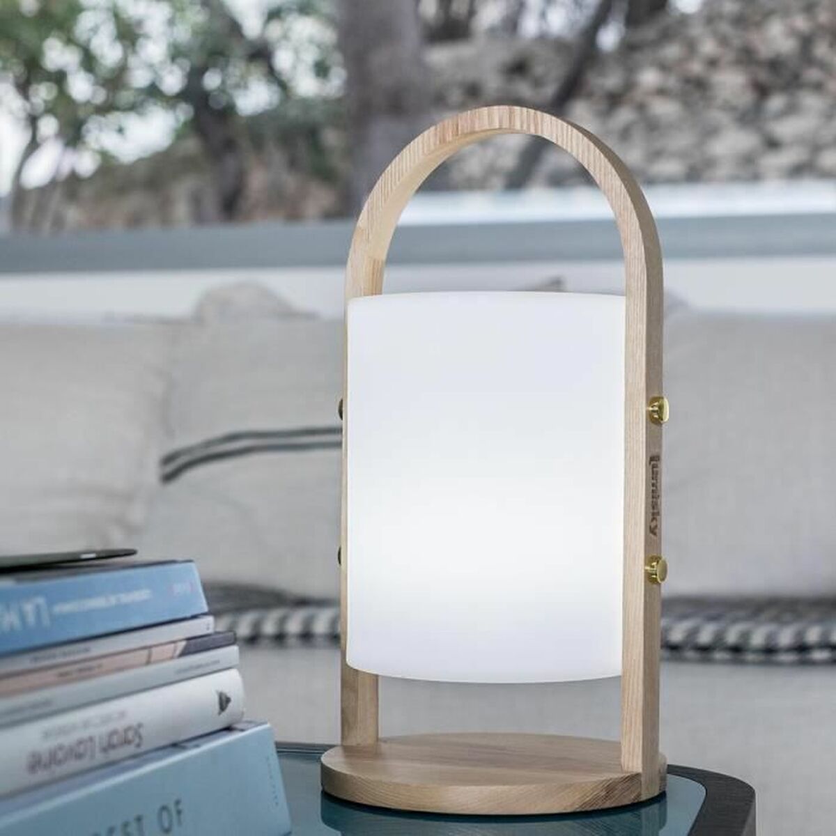 Lumisky table lamp white