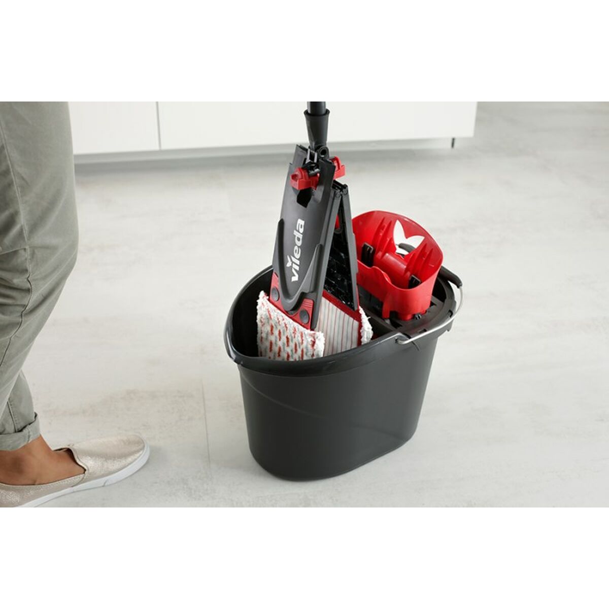 Vileda Ultramax XL Mop White Red Microfiber