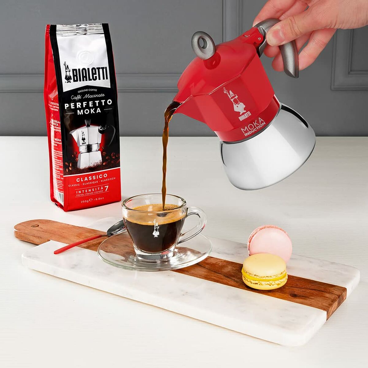 Cafetera Italiana Bialetti Moka Induction Rojo Metal Aluminio 150 ml