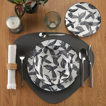 Versa Jill 18 Piece Porcelain Dinnerware Set