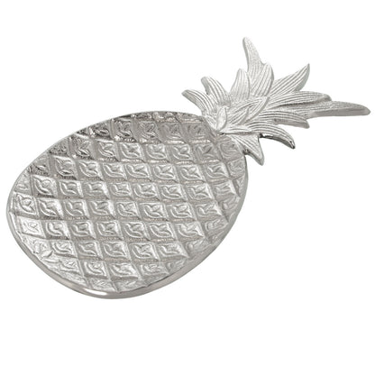 Alexandra House Living Silver Metal Pineapple Centerpiece 5 x 18 x 35 cm