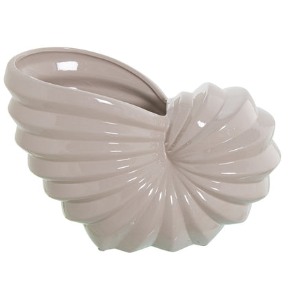 Alexandra House Living Gray Ceramic Conch Centerpiece 15 x 26 x 20 cm