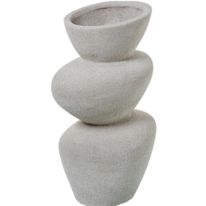 Alexandra House Living White Ceramic Vase