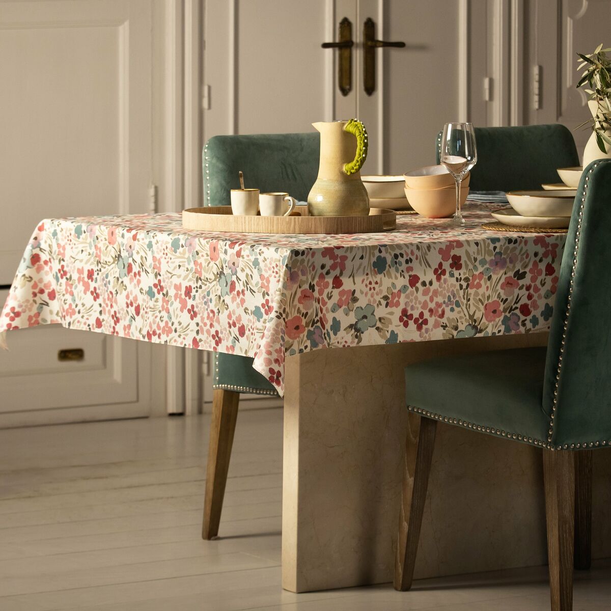 Belum stain-resistant tablecloth 0120-52 180 x 200 cm Flowers