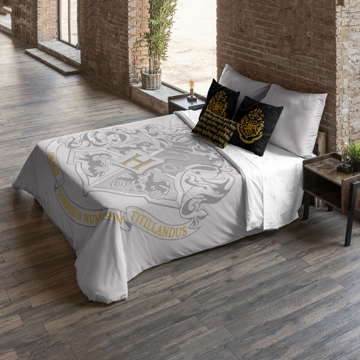 Harry Potter Hogwarts Gray Duvet Cover 180 x 220 cm Bed of 105