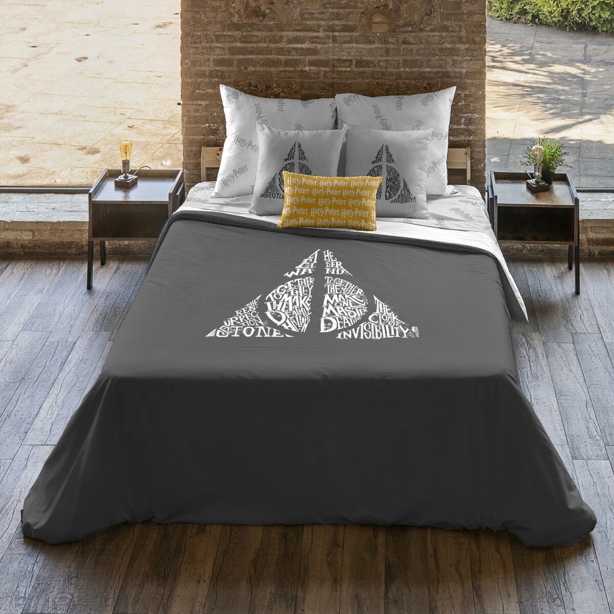 Harry Potter Deathly Hallows Duvet Cover 220 x 220 cm 135/140 bed