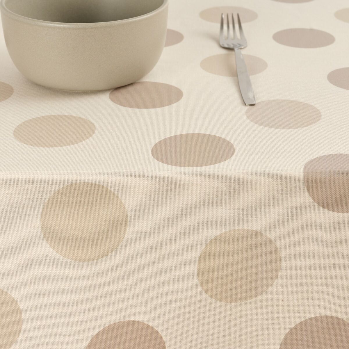 Stain-resistant tablecloth Belum 0120-308 140 x 140 cm Circles