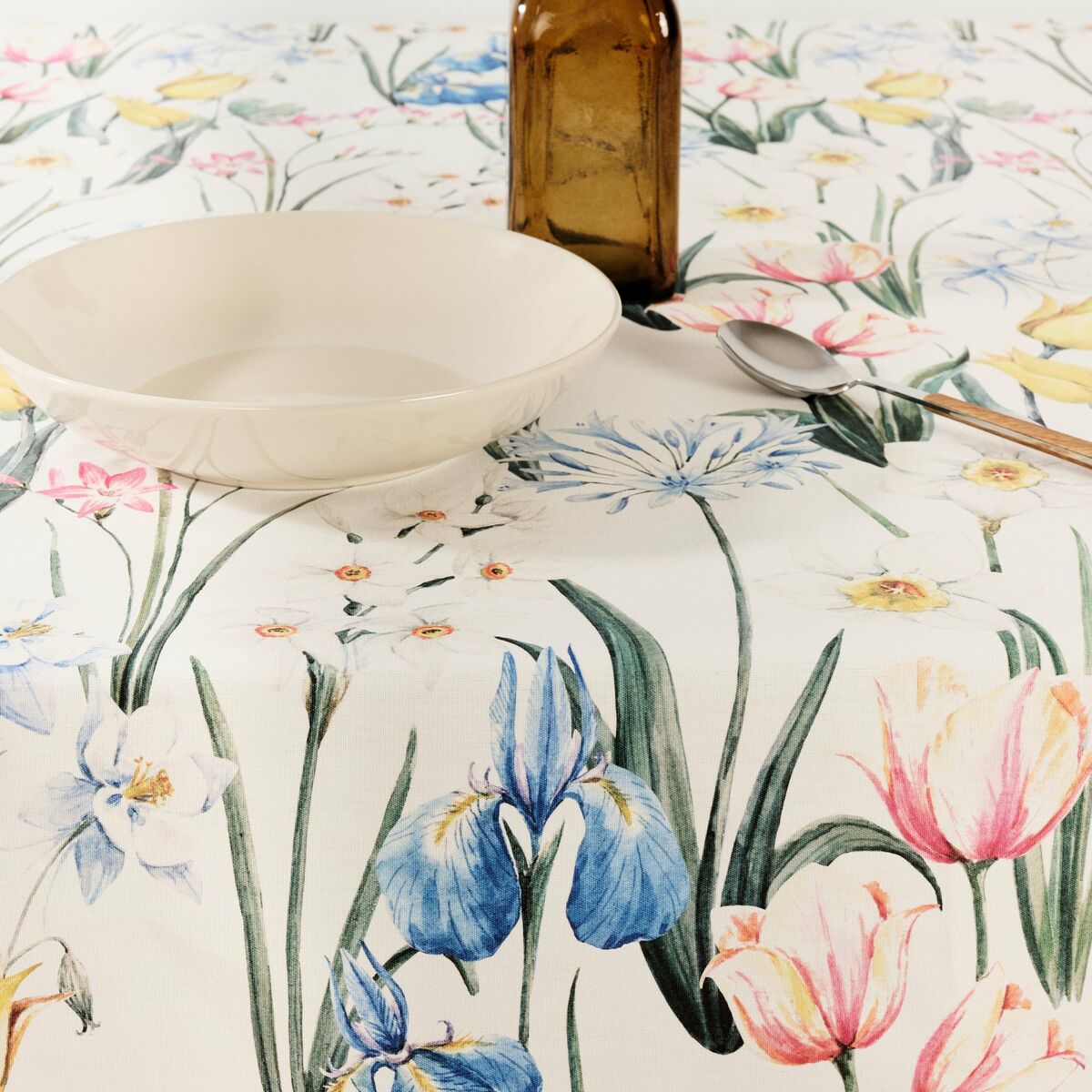 Belum Tablecloth 0120-353 200 x 155 cm Flowers