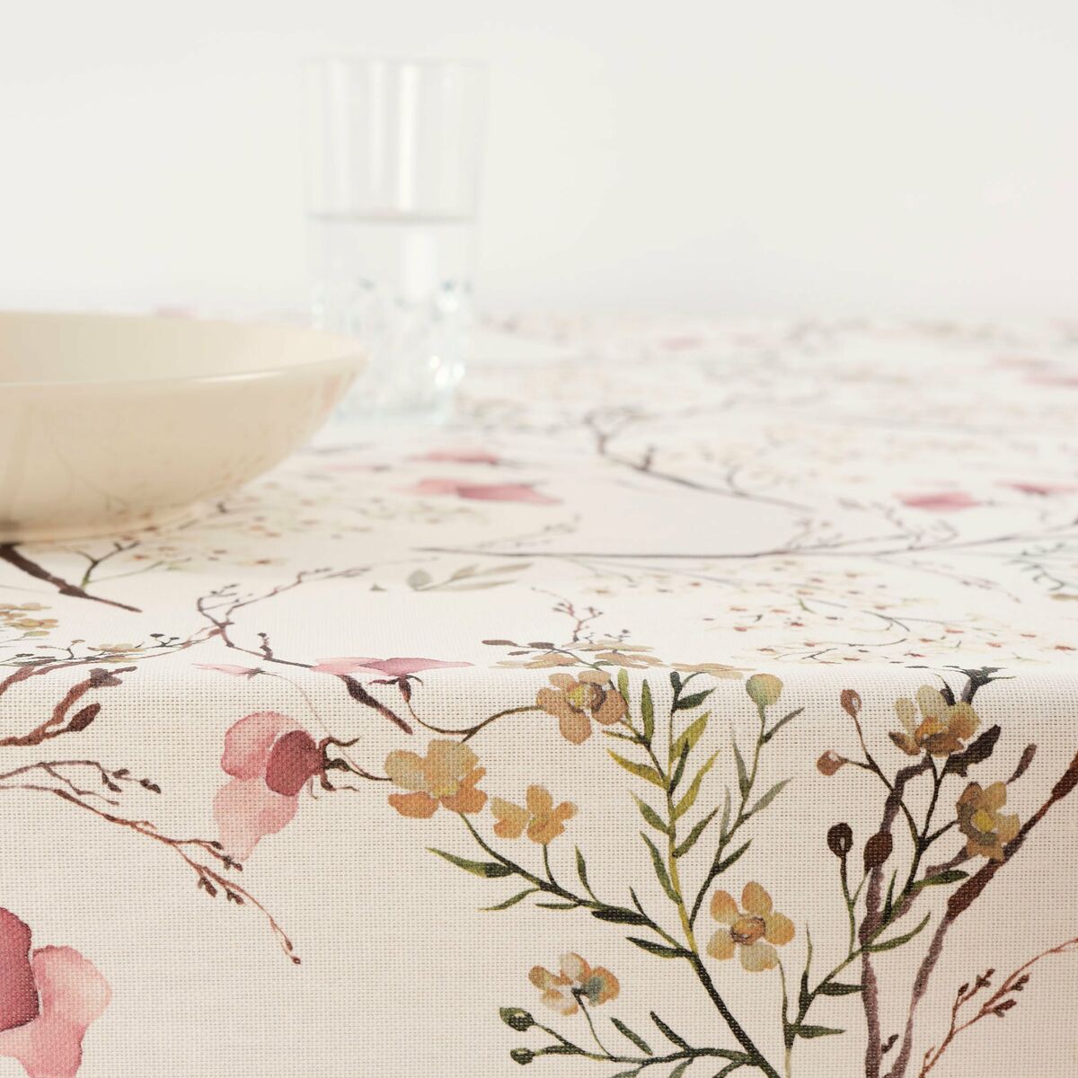 Belum stain-resistant tablecloth 0120-342 200 x 140 cm Flowers