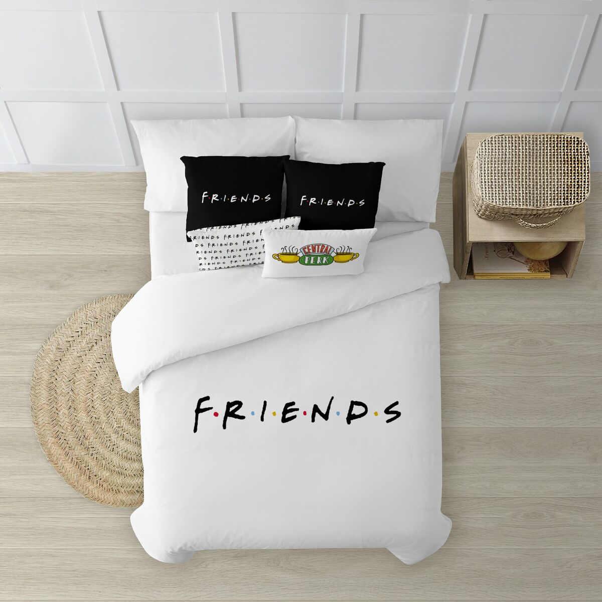 Friends Friends Duvet Cover 220 x 220 cm