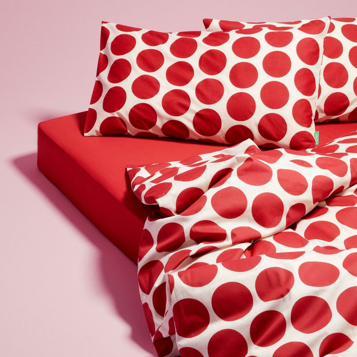 Benetton Red 3 Piece Sheet Set