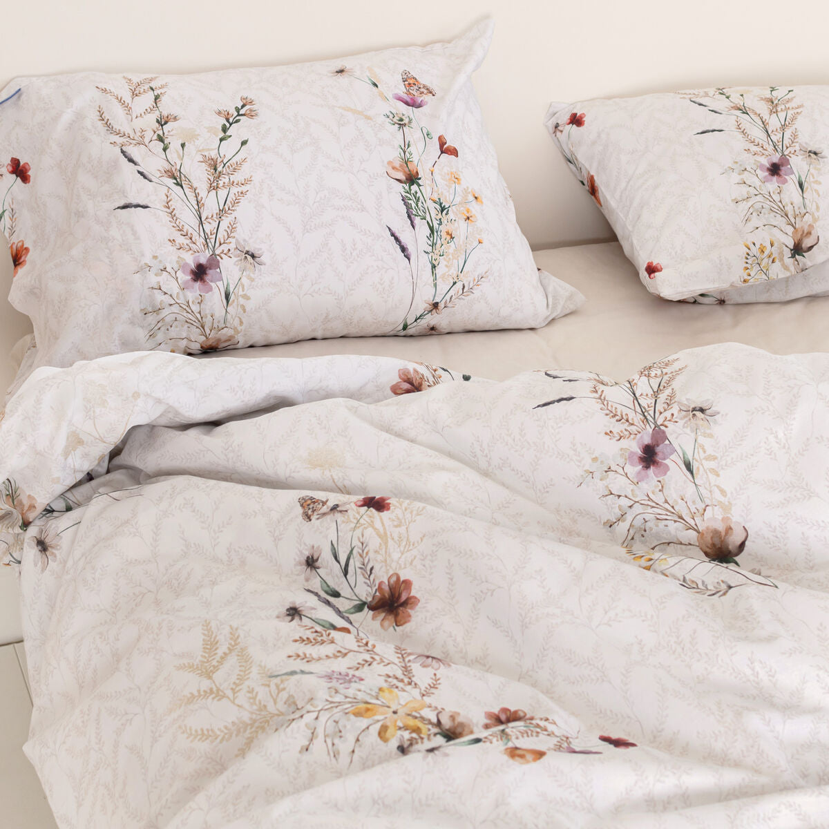 HappyFriday Wild flowers Multicolor Duvet Cover 140 x 200 cm